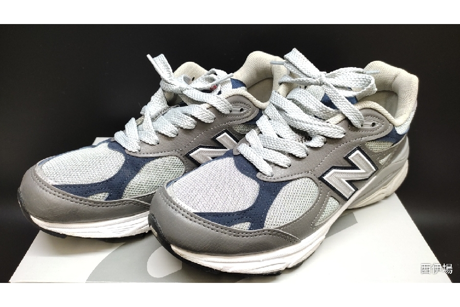 NEW BALANCE 40周年記念モデル M990 GJ3をお買取させていただきました。｜2022年12月13日｜静岡県のリサイクルショップ  ピックアップ浜松西伊場店