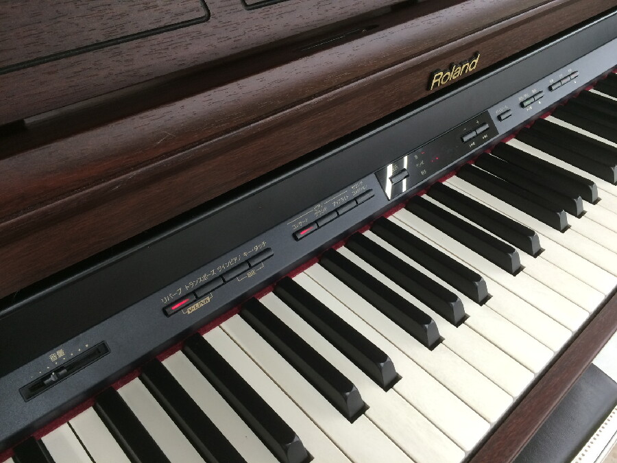 Roland Digital Piano「HP305-GP」入荷しました！！｜2023年01月26日｜静岡県のリサイクルショップ  ピックアップ浜松西伊場店