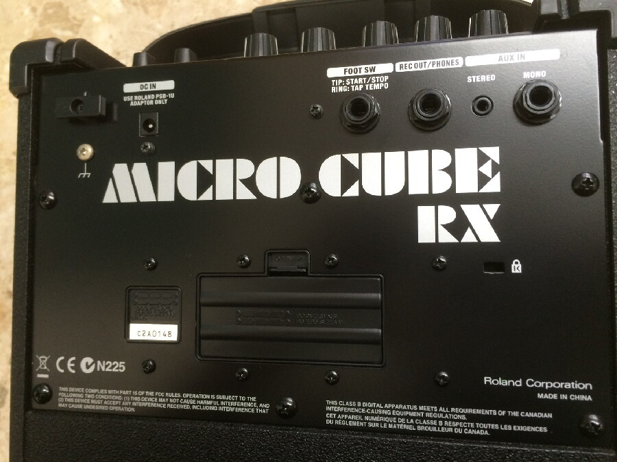 Roland MICRO CUBE RX ｷﾞﾀｰｱﾝﾌﾟ入荷しました！！｜2023年04月06日