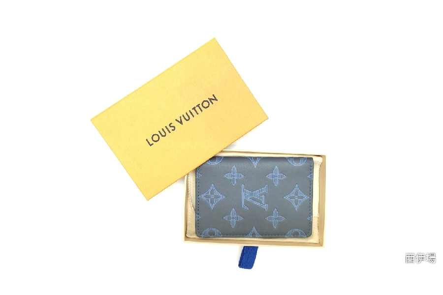 LOUIS VUITTON(ルイヴィトン)のオーガナイザードゥポッシュ(M80421)の