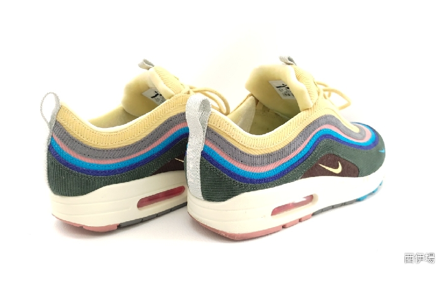 NIKE SEAN WOTHERSPOON × NIKE AIR MAX (AJ4219-400) メンズスニーカー