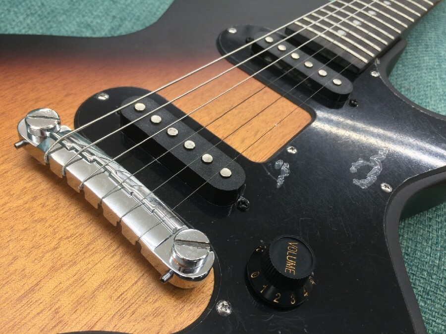 Epiphone (ｴﾋﾟﾌｫﾝ) Les Paul Melody Maker E1 Vintage Sunburst  入荷しました！！｜2023年10月26日｜静岡県のリサイクルショップ ピックアップ浜松西伊場店