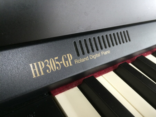 Roland Digital Piano「HP305-GP」入荷しました！！｜2023年01月26日｜静岡県のリサイクルショップ  ピックアップ浜松西伊場店