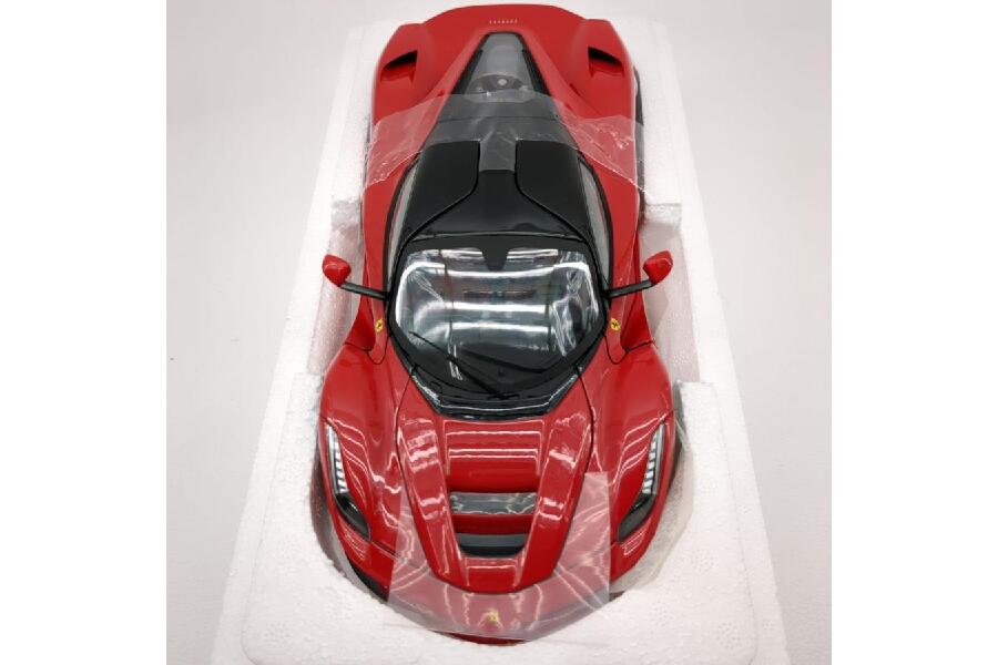 Hot Wheels Ferrari LaFerrari Red BCT79 レッド 1/18 ミニカー ラ