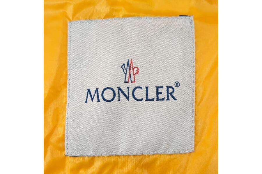 MONCLER ダウンベスト メンズ イエロー サイズ1 G32-003 EN12934