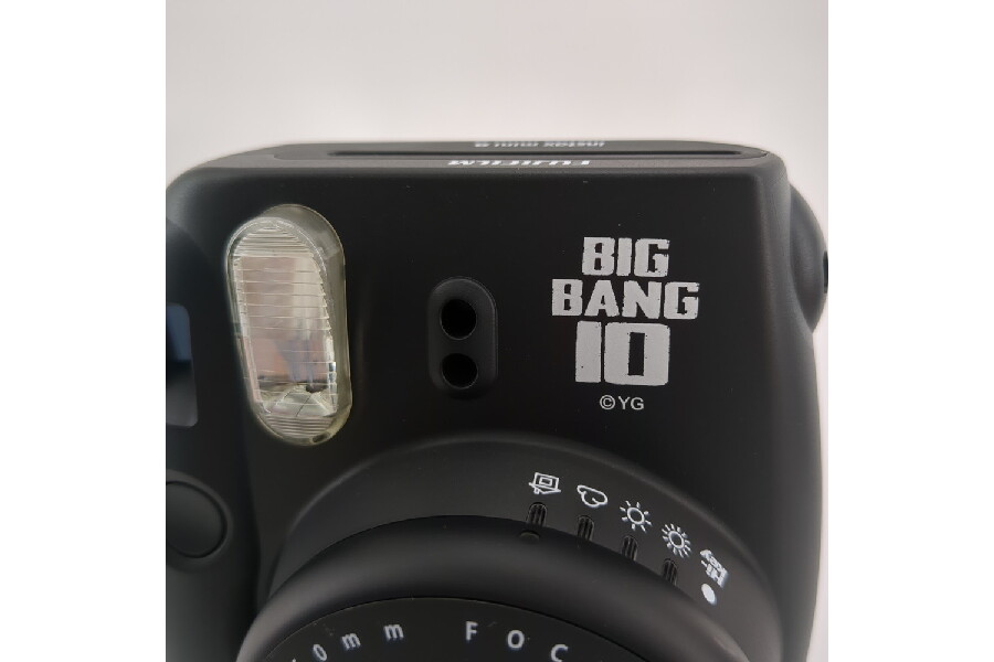 インスタントカメラ instax mini8 チェキ BIGBANG10モデル」をお買取