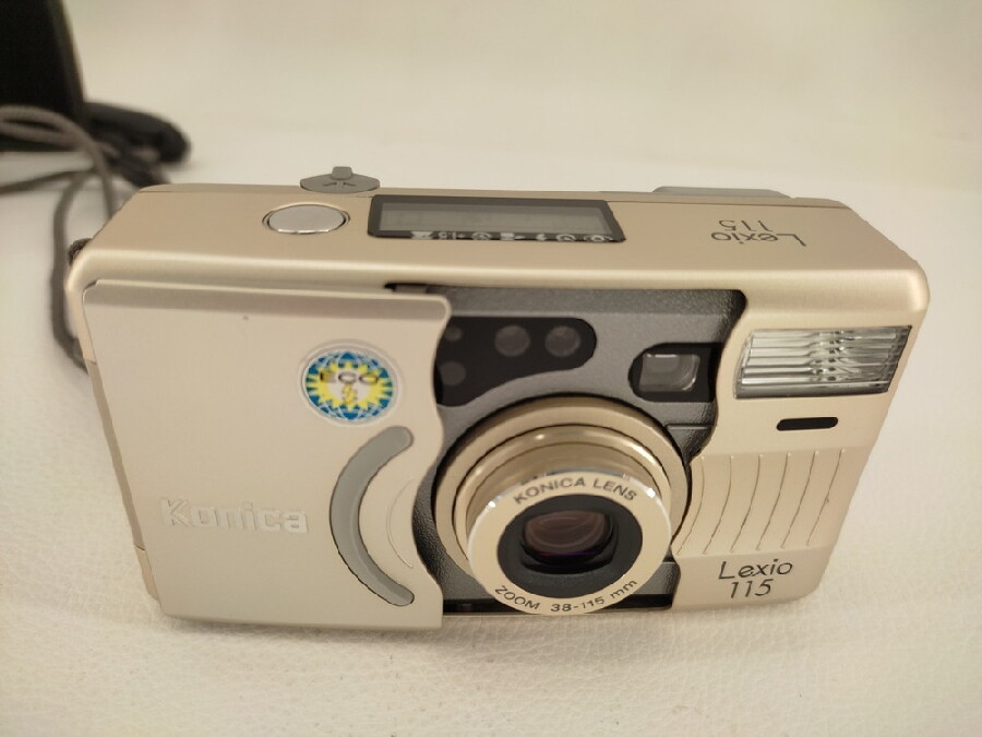 フィルムカメラ Konica Lexio 115」をお買取入荷しました。｜2023年03 