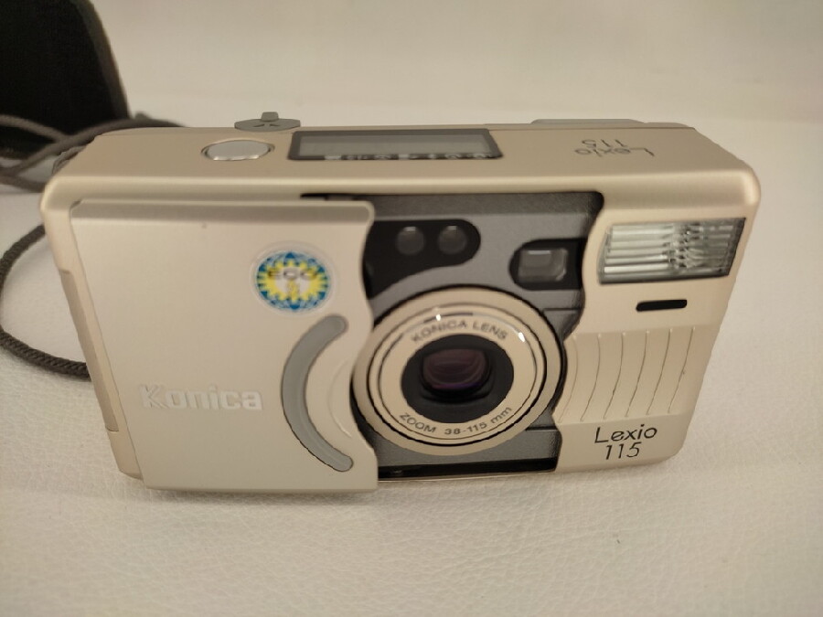 フィルムカメラ Konica Lexio 115」をお買取入荷しました。｜2023年03 