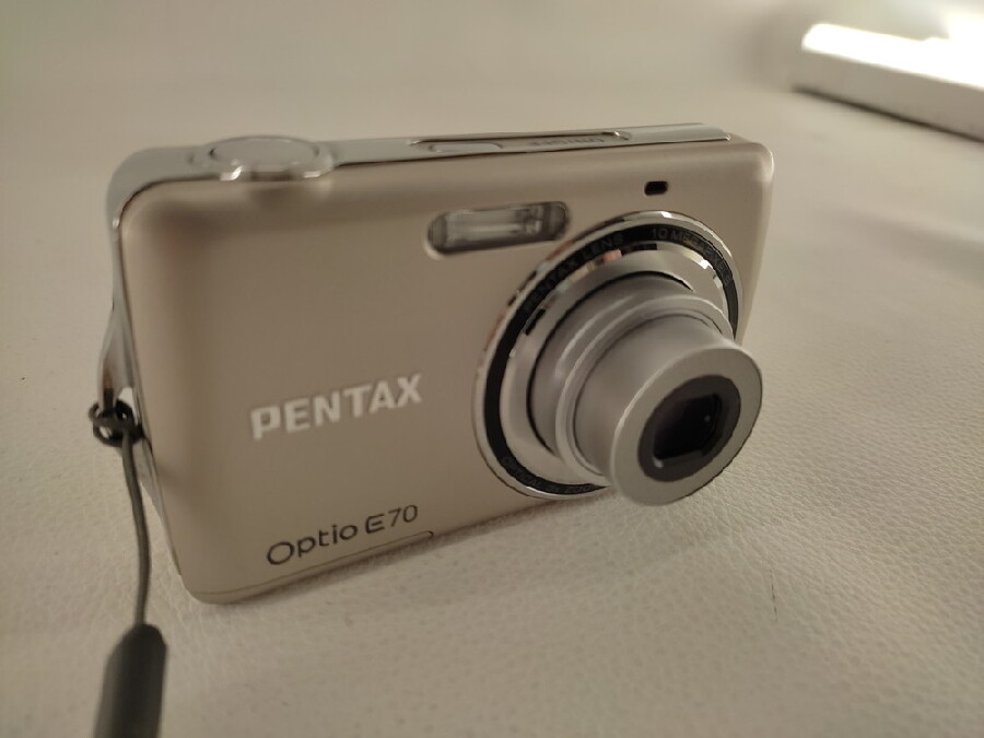 デジタルカメラ PENTAX Optio E70 をお買取入荷しました。｜2024年01月 