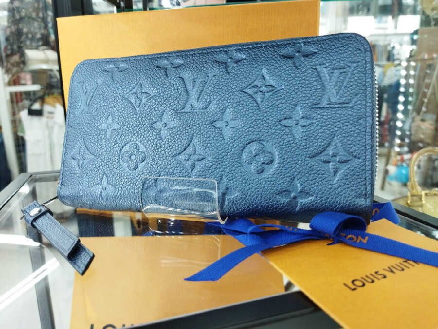 LOUIS VUITTON ［銀座店］LOUIS VUITTON LV ルイ・ヴィトン