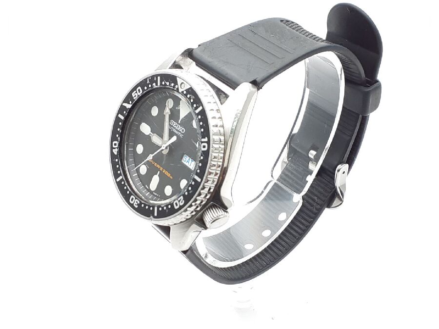 セイコーの腕時計ブラックボーイダイバーズを買取しました。逆回転防止 