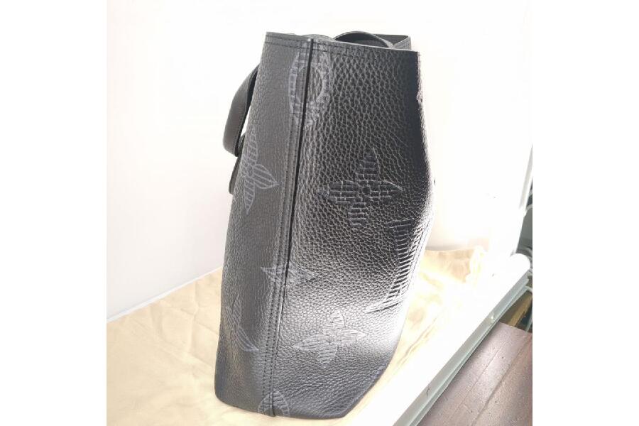 LOUISVUITTON ルイヴィトン トートバッグモノグラムジャイアントシャドウ M57290 カバ ヴォワヤージュNV  入荷しました♪♪｜2023年11月09日｜静岡県のリサイクルショップ キンバリー浜松高林店