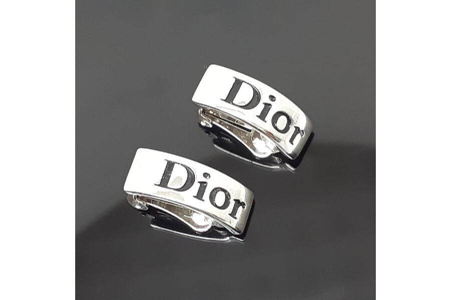 ディオール イヤリング DIOR メッキ ロゴ シルバー色 ファッション アクセサリー 6.15ｇ入荷しました♪｜2024年02月25日｜静岡県のリサイクルショップ  キンバリー浜松高林店