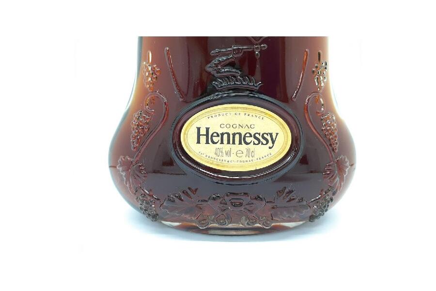 ヘネシー XO コニャック ブランデー 金キャップ クリアボトル 700ml 40％ 箱付 未開栓 Hennessy XO  入荷しました♪｜2024年07月18日｜静岡県のリサイクルショップ キンバリー浜松高林店