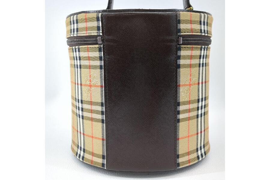 美品 バーバリー ハンドバッグ バニティバッグ ノヴァチェック 筒形 箱あり KU027BX54 BURBERRY 中古  入荷しました♪｜2024年02月12日｜静岡県のリサイクルショップ キンバリー藤枝インター店