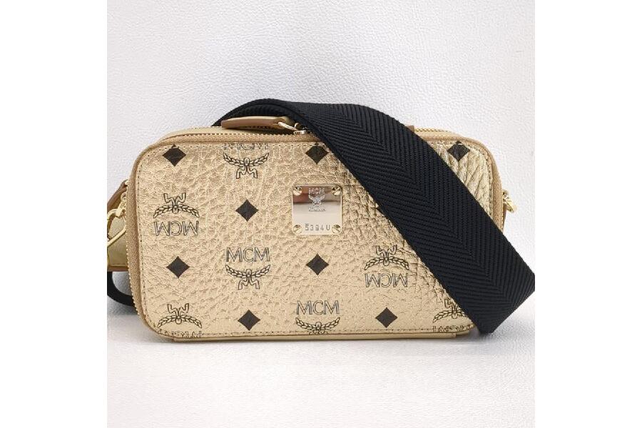 中古美品 MCM ヴィセトス クロスボディバッグ ショルダー ゴールド レディース 中古  入荷しました♪｜2024年07月31日｜静岡県のリサイクルショップ キンバリー藤枝インター店