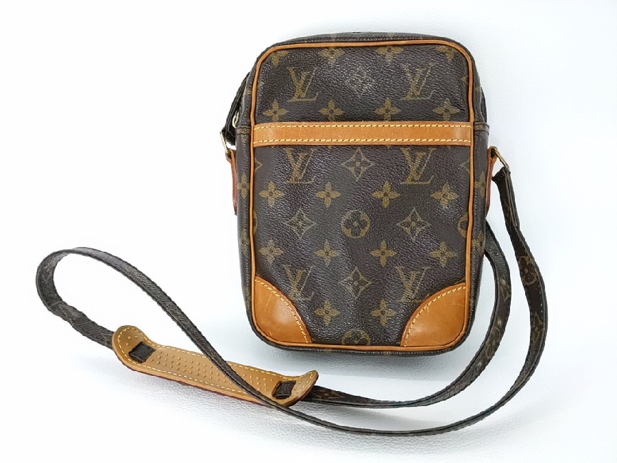 LOUIS VUITTON 大人気 ダヌーヴ M45266 モノグラム ショルダーバッグ