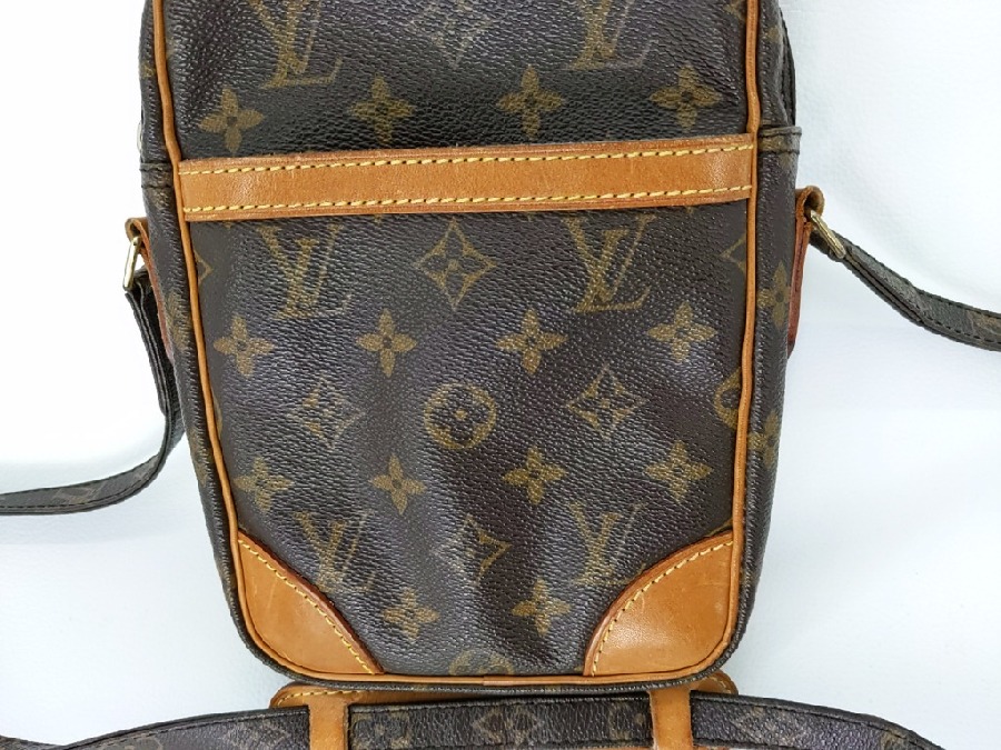 LOUIS VUITTON 大人気 ダヌーヴ M45266 モノグラム ショルダーバッグ