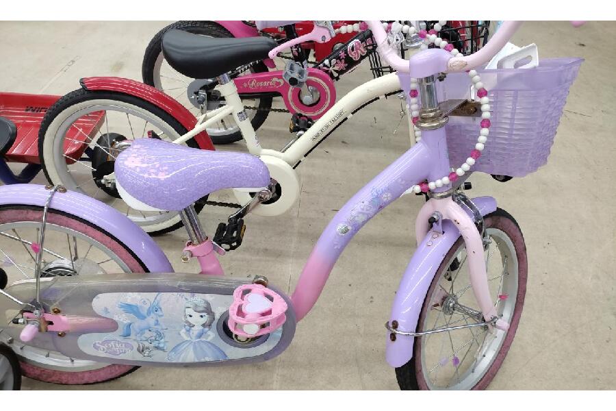 かわいいトミカのデザイン。子供自転車を買取入荷致しました。｜2023年07月11日｜静岡県のリサイクルショップ ピックアップ静岡登呂バザール店