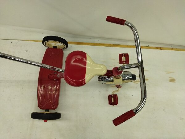 おしゃれレトロな三輪車! RADIO FLYER Classic Red Duel Deck Tricycle